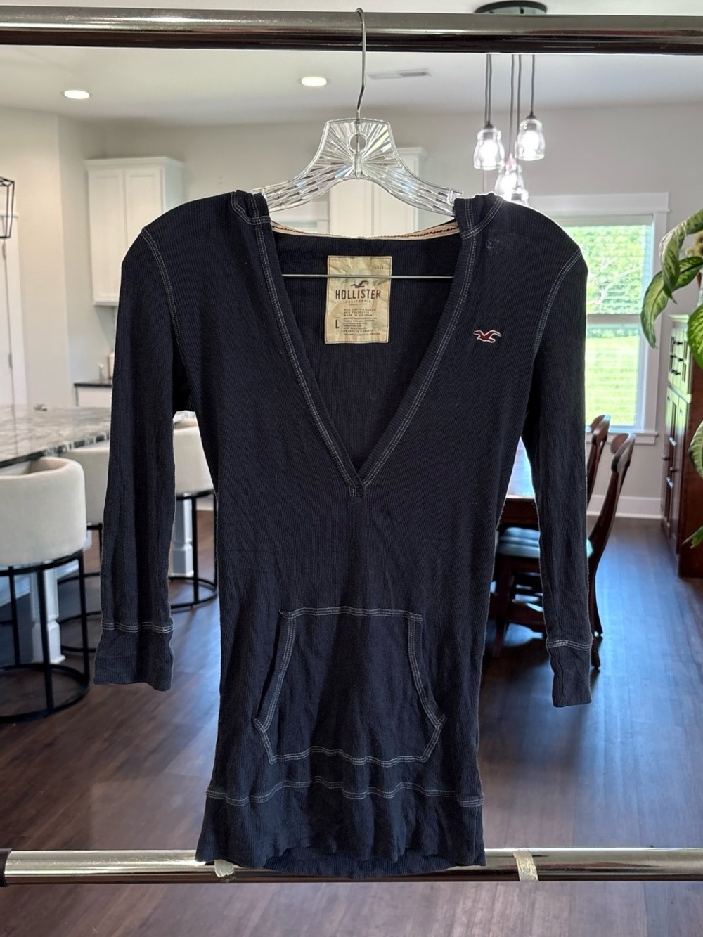 Vintage Hollister V-Neck 3/4 Sleeve Hooded Top